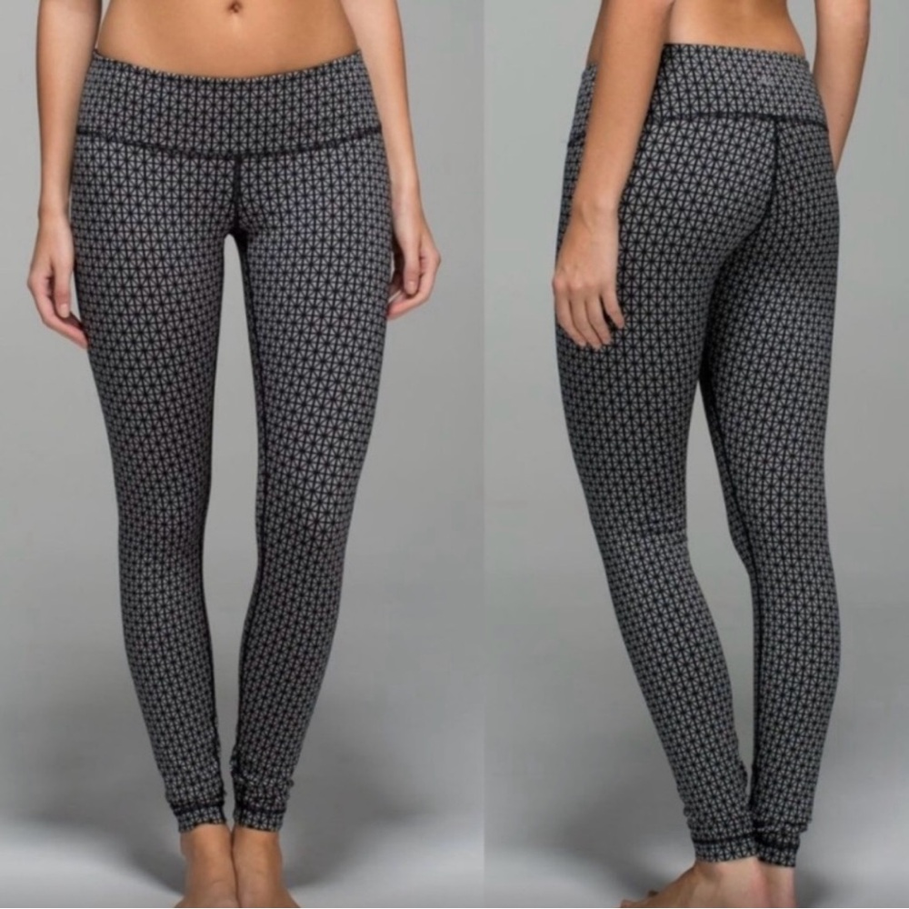 lululemon athletica Black & Gray Patterned Leggings
